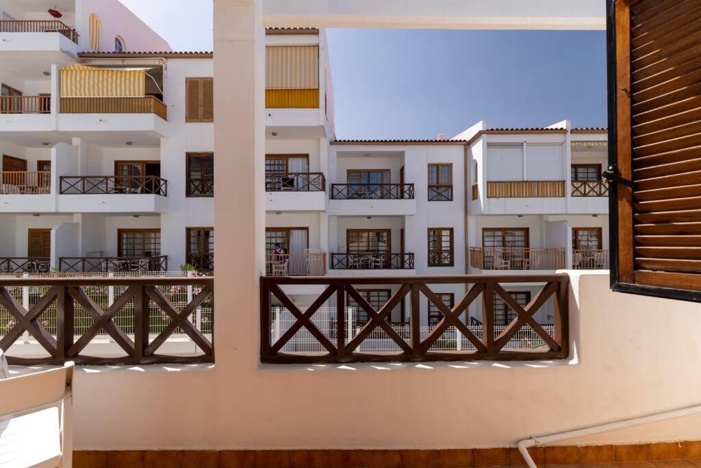 Apartamento Con 2 Terrazas En Los Cristianos Los Cristianos  Bagian luar foto