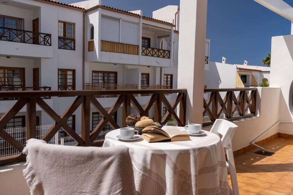 Apartamento Con 2 Terrazas En Los Cristianos Los Cristianos  Bagian luar foto