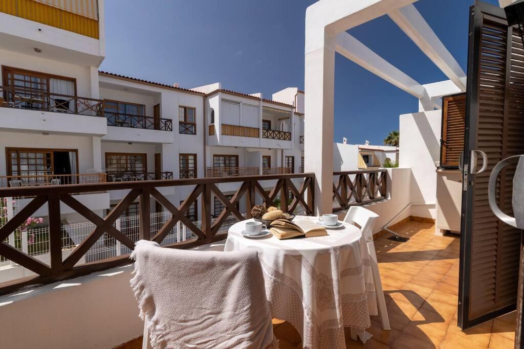 Apartamento Con 2 Terrazas En Los Cristianos Los Cristianos  Bagian luar foto