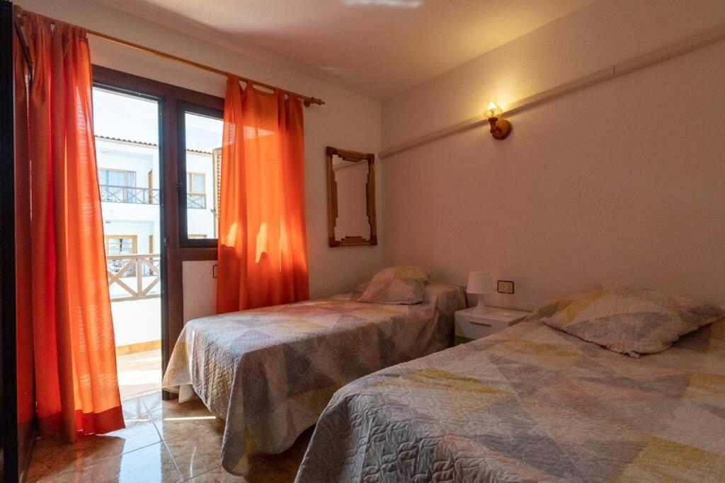 Apartamento Con 2 Terrazas En Los Cristianos Los Cristianos  Bagian luar foto