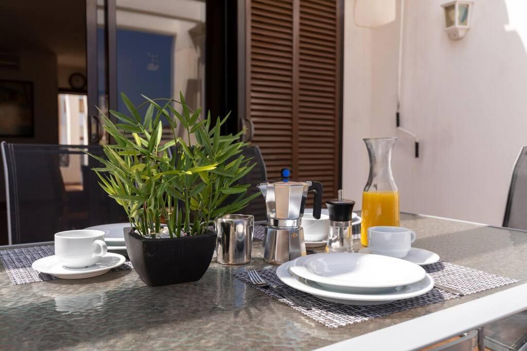 Apartamento Con 2 Terrazas En Los Cristianos Los Cristianos  Bagian luar foto